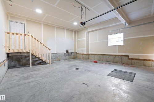 10238 92A Avenue, Morinville, AB - Indoor Photo Showing Other Room