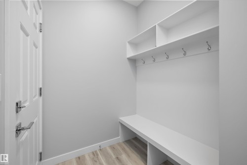 10238 92A Avenue, Morinville, AB - Indoor