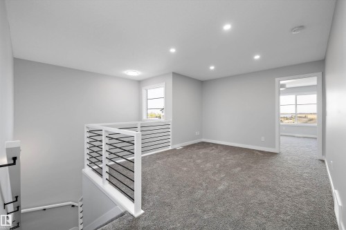 10238 92A Avenue, Morinville, AB - Indoor Photo Showing Other Room