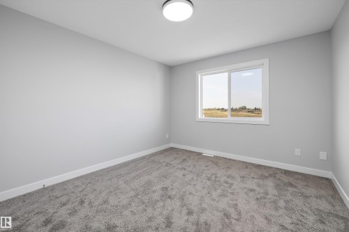 10238 92A Avenue, Morinville, AB - Indoor Photo Showing Other Room