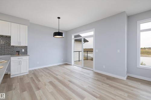 10214 92A Avenue, Morinville, AB - Indoor Photo Showing Kitchen