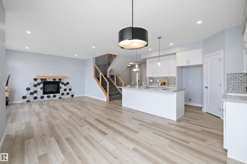 10214 92A Avenue, Morinville, AB - Indoor Photo Showing Other Room