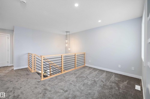 10214 92A Avenue, Morinville, AB - Indoor