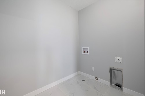 10214 92A Avenue, Morinville, AB - Indoor Photo Showing Other Room