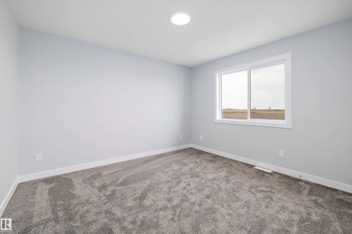 10214 92A Avenue, Morinville, AB - Indoor Photo Showing Other Room