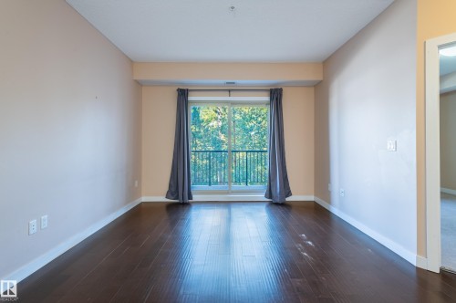 212 8730 82 Avenue, Edmonton, AB - Indoor Photo Showing Other Room