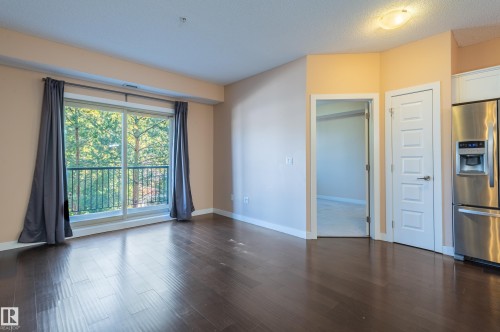 212 8730 82 Avenue, Edmonton, AB - Indoor
