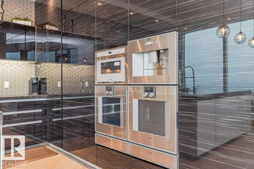 3401 11969 Jasper Avenue, Edmonton, AB - Indoor