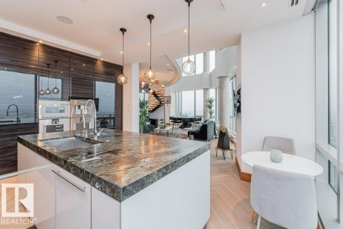 3401 11969 Jasper Avenue, Edmonton, AB - Indoor