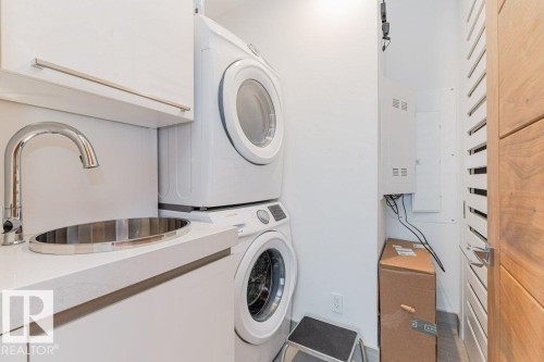 3401 11969 Jasper Avenue, Edmonton, AB - Indoor Photo Showing Laundry Room