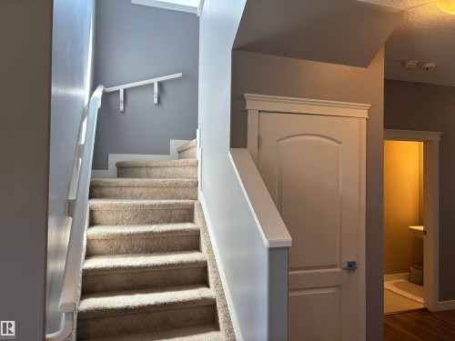 6694 Cardinal Road, Edmonton, AB - Indoor Photo Showing Other Room