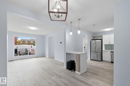 13251 47 Street, Edmonton, AB - Indoor