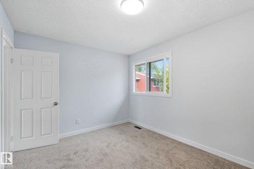 13251 47 Street, Edmonton, AB - Indoor Photo Showing Other Room