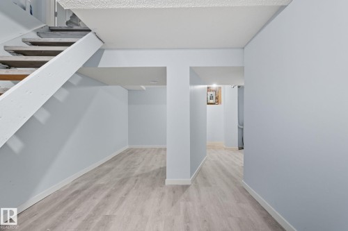 13251 47 Street, Edmonton, AB - Indoor Photo Showing Other Room