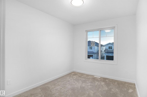 17 Axelwood Crescent, Spruce Grove, AB - Indoor Photo Showing Other Room