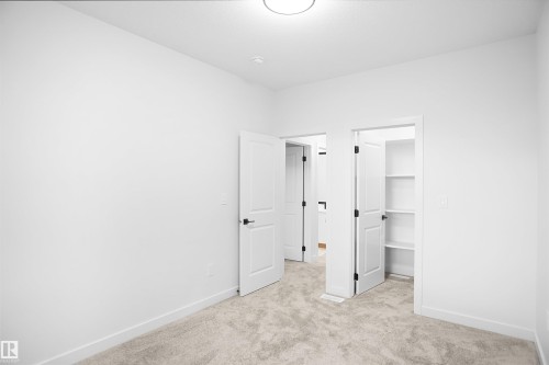 17 Axelwood Crescent, Spruce Grove, AB - Indoor Photo Showing Other Room