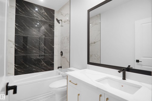 17 Axelwood Crescent, Spruce Grove, AB - Indoor Photo Showing Bathroom