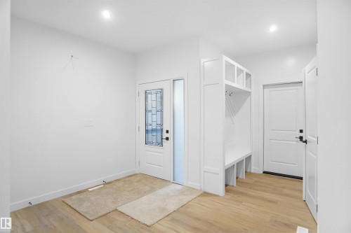17 Axelwood Crescent, Spruce Grove, AB - Indoor Photo Showing Other Room