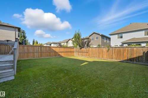 7122 Armour Link Link, Edmonton, AB - Outdoor With Backyard