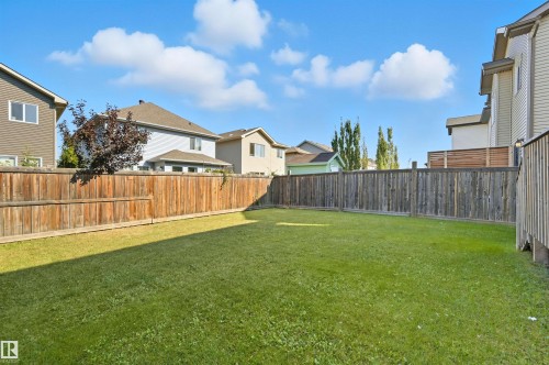 7122 Armour Link Link, Edmonton, AB - Outdoor