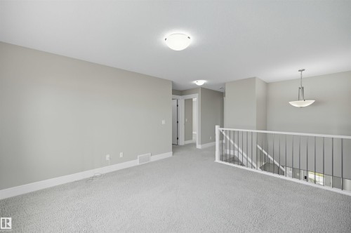 7122 Armour Link Link, Edmonton, AB - Indoor Photo Showing Other Room