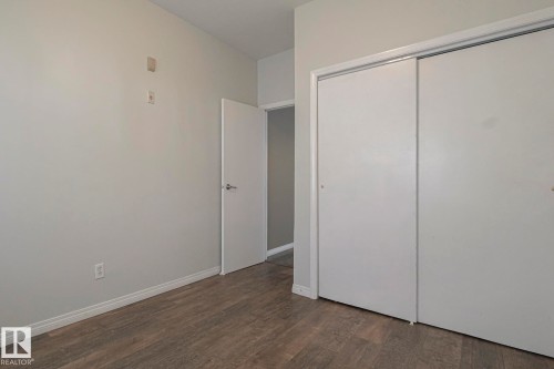 101 4304 139 Avenue Nw, Edmonton, AB - Indoor Photo Showing Other Room
