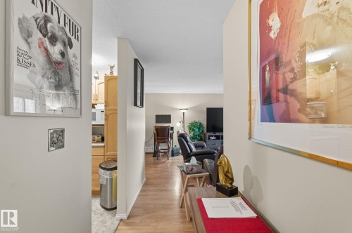 411 18004 95 Ave, Edmonton, AB - Indoor