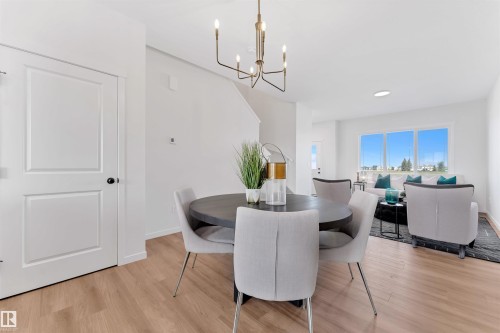 1031 Aster Boulevard, Edmonton, AB - Indoor Photo Showing Dining Room