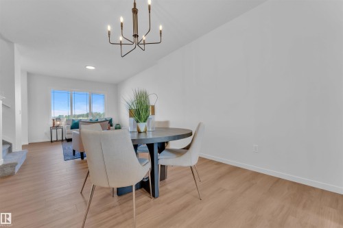 1031 Aster Boulevard, Edmonton, AB - Indoor Photo Showing Dining Room