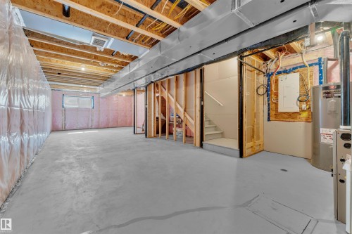 1031 Aster Boulevard, Edmonton, AB - Indoor Photo Showing Basement
