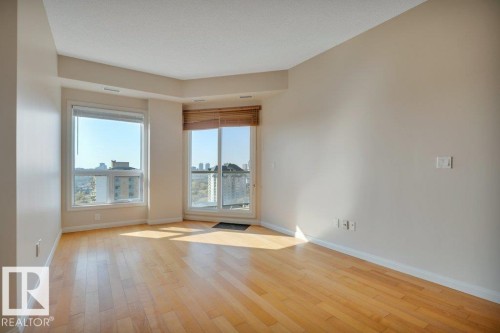 904 9819 104 Street, Edmonton, AB - Indoor Photo Showing Other Room