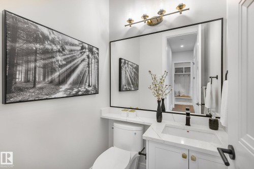 5604 Cautley Cove Cove, Edmonton, AB - Indoor Photo Showing Bathroom