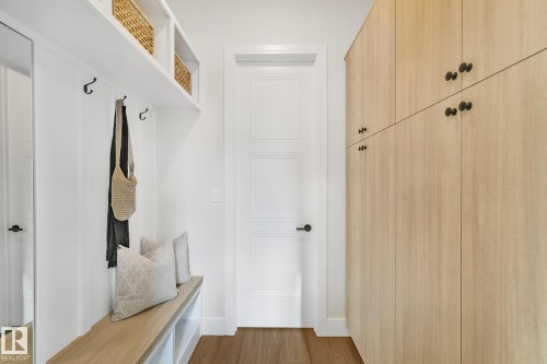 5604 Cautley Cove Cove, Edmonton, AB - Indoor Photo Showing Other Room