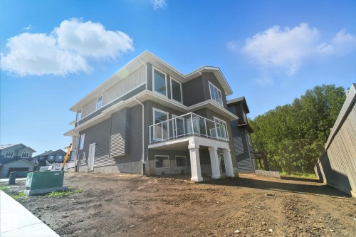 1135 Gyrfalcon Crescent, Edmonton, AB - Outdoor