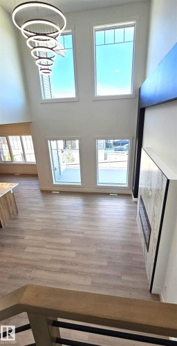 1135 Gyrfalcon Crescent, Edmonton, AB - Indoor Photo Showing Other Room