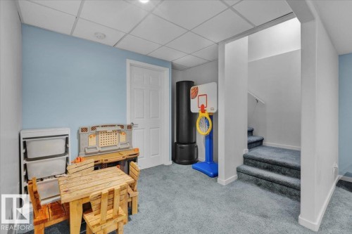 2585 Cole Crescent, Edmonton, AB - Indoor Photo Showing Other Room