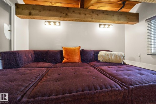 139 Silver Beach, Rural Wetaskiwin County, AB - Indoor