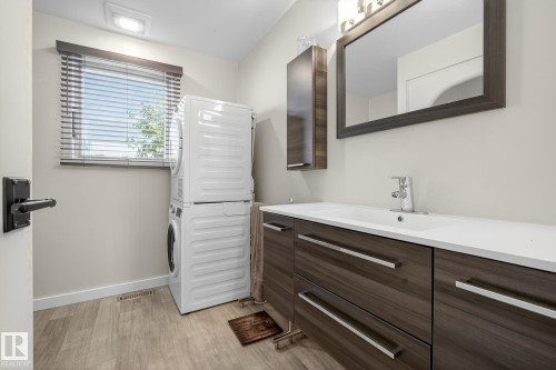 139 Silver Beach, Rural Wetaskiwin County, AB - Indoor