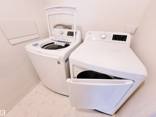 404 13450 114 Avenue, Edmonton, AB - Indoor Photo Showing Laundry Room