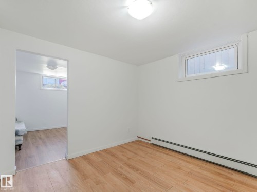 9638 106 Avenue, Edmonton, AB - Indoor Photo Showing Other Room