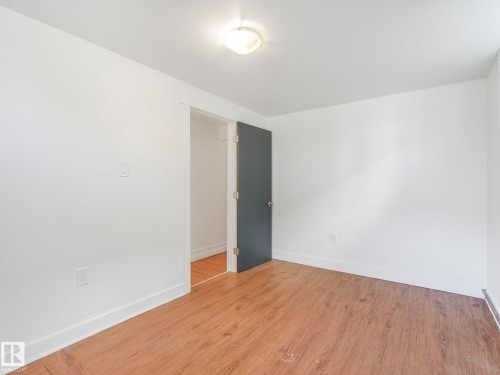 9638 106 Avenue, Edmonton, AB - Indoor Photo Showing Other Room