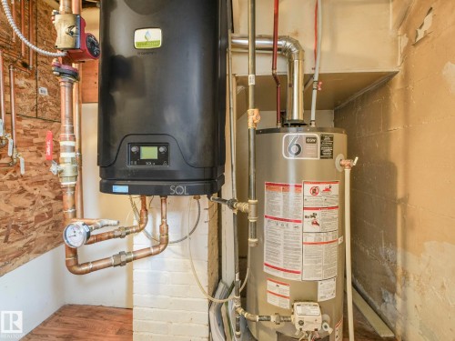 9638 106 Avenue, Edmonton, AB - Indoor Photo Showing Basement