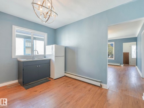 9638 106 Avenue, Edmonton, AB - Indoor