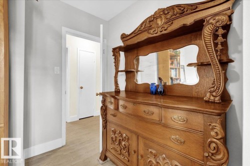 10548 40 Street, Edmonton, AB - Indoor Photo Showing Other Room