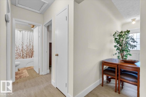 10548 40 Street, Edmonton, AB - Indoor Photo Showing Other Room