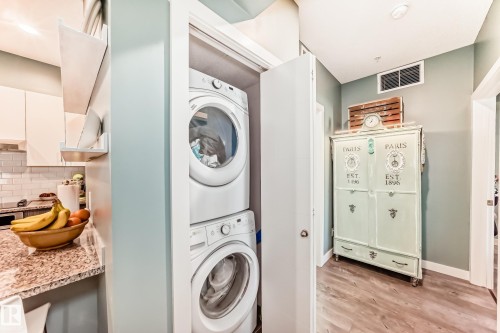 101 10126 144 Street, Edmonton, AB - Indoor Photo Showing Laundry Room