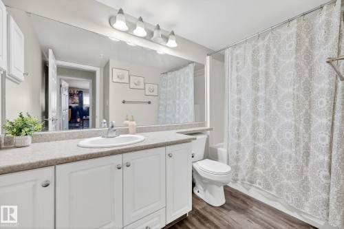 303 13625 34 Street, Edmonton, AB - Indoor Photo Showing Bathroom