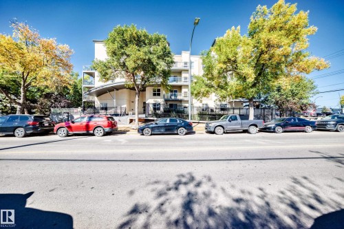 104 10118 106 Avenue, Edmonton, AB - Outdoor