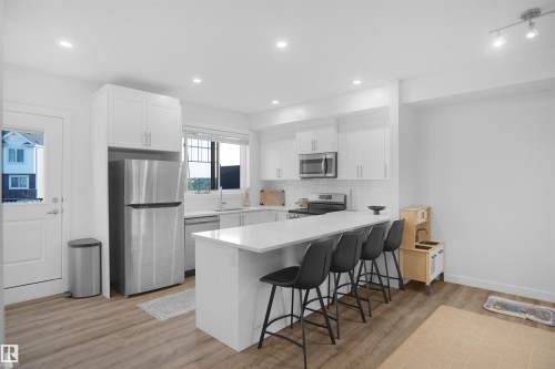 19 903 Crystallina Nera Way, Edmonton, AB - Indoor Photo Showing Kitchen With Upgraded Kitchen