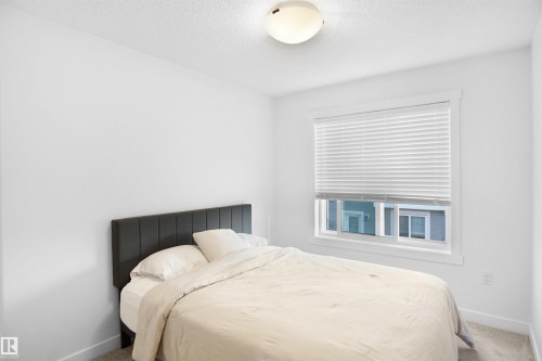19 903 Crystallina Nera Way, Edmonton, AB - Indoor Photo Showing Bedroom